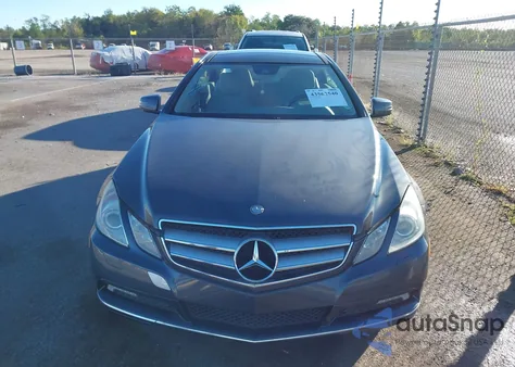 2010 Mercedes-Benz E 350 из США, поврежденный, VIN WDDKJ5GB4AF044355